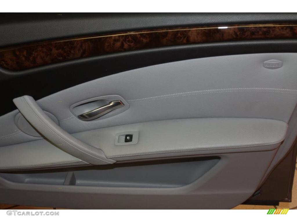 2008 5 Series 528i Sedan - Space Grey Metallic / Grey photo #51