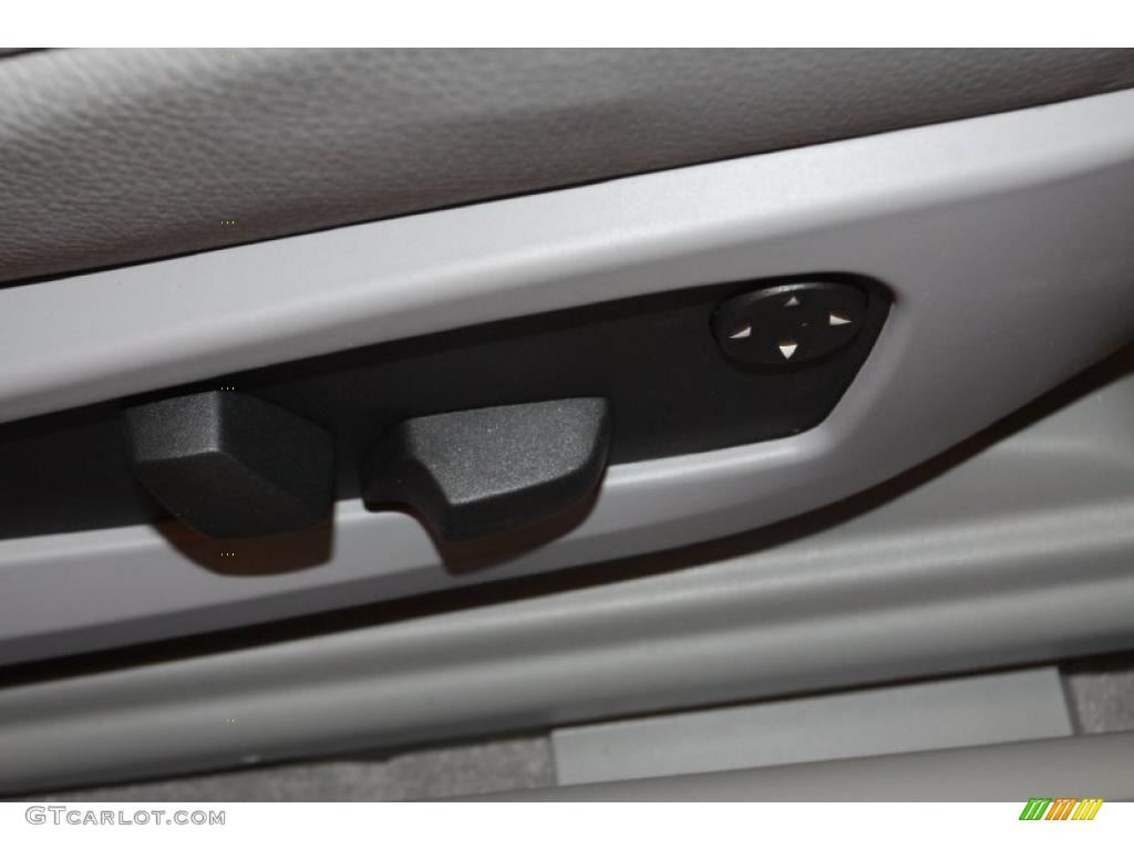 2008 5 Series 528i Sedan - Space Grey Metallic / Grey photo #53