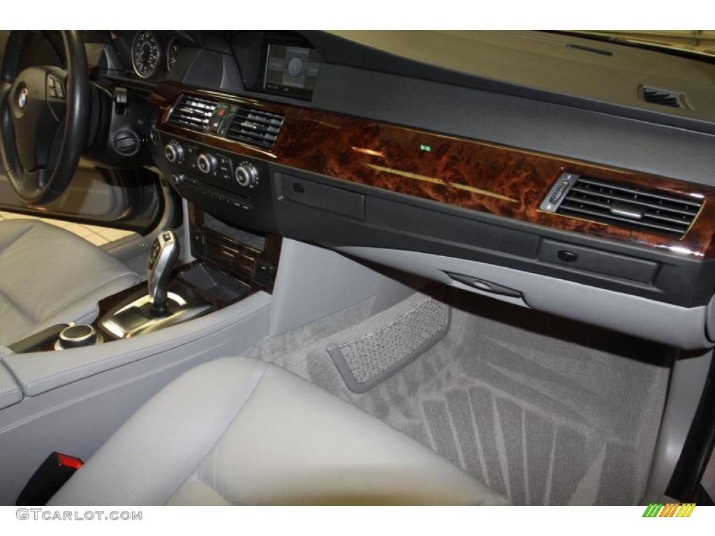 2008 5 Series 528i Sedan - Space Grey Metallic / Grey photo #54