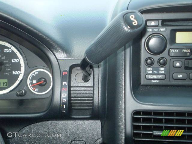 2004 CR-V LX - Satin Silver Metallic / Black photo #27