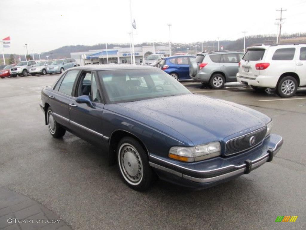 1994 LeSabre Custom - Adriatic Blue Metallic / Blue photo #9