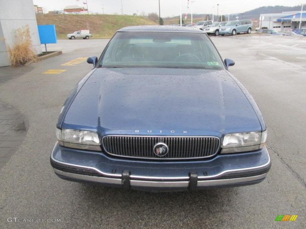 Adriatic Blue Metallic 1994 Buick LeSabre Custom Exterior Photo #47077901