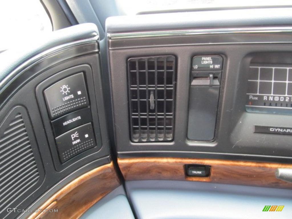 1994 Buick LeSabre Custom Controls Photo #47078012