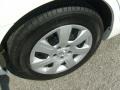 Super White - Camry LE Photo No. 7
