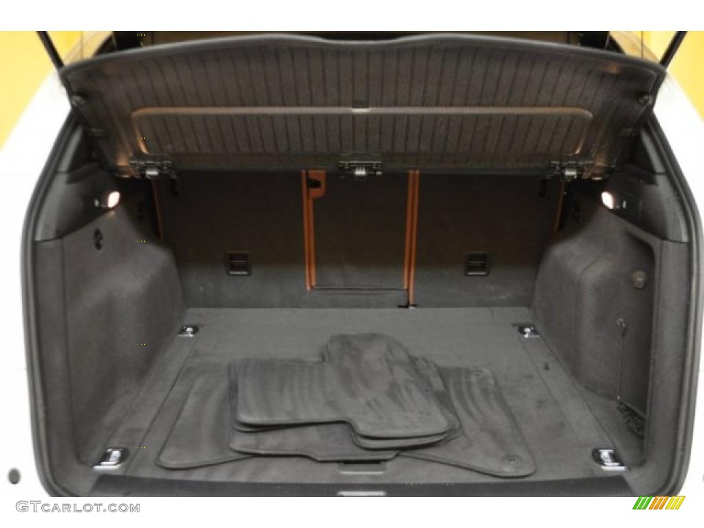2010 Audi Q5 3.2 quattro Trunk Photo #47079560