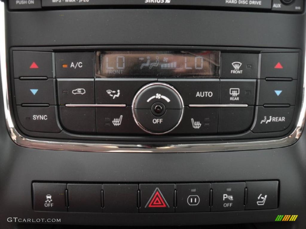 2011 Dodge Durango Crew Lux 4x4 Controls Photo #47080028