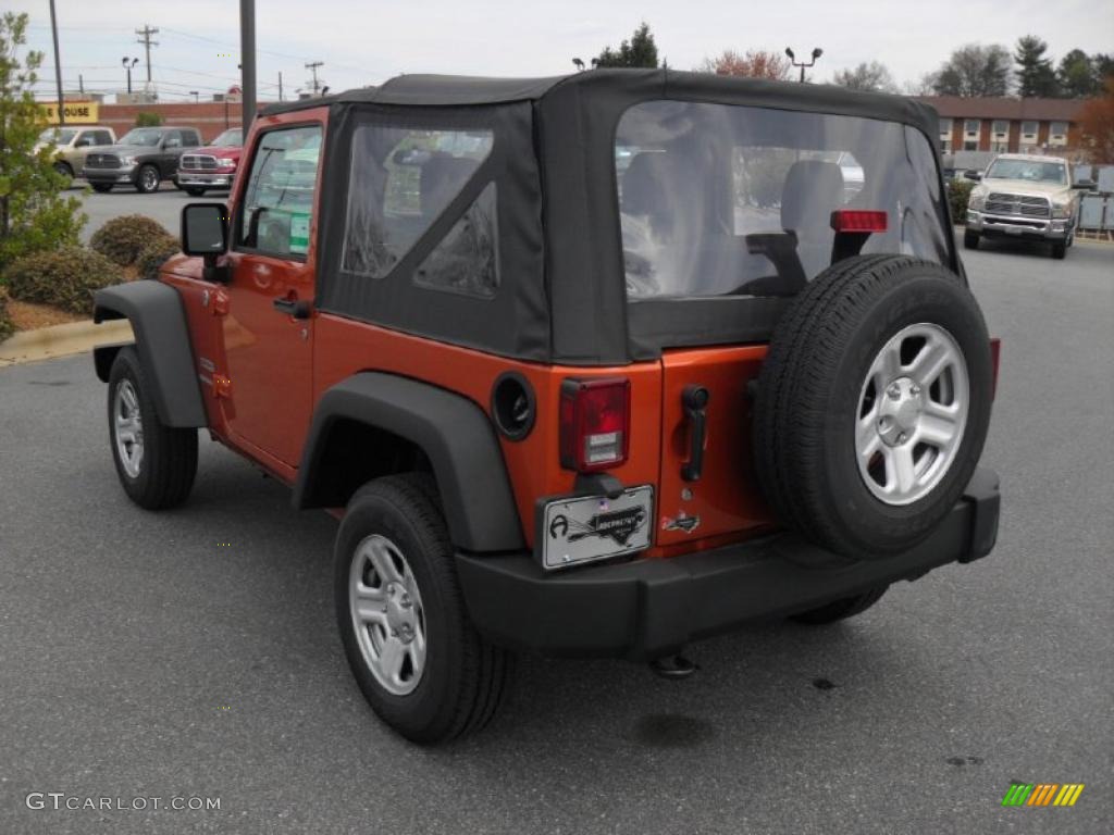 2011 Wrangler Sport 4x4 - Mango Tango Pearl / Black photo #2