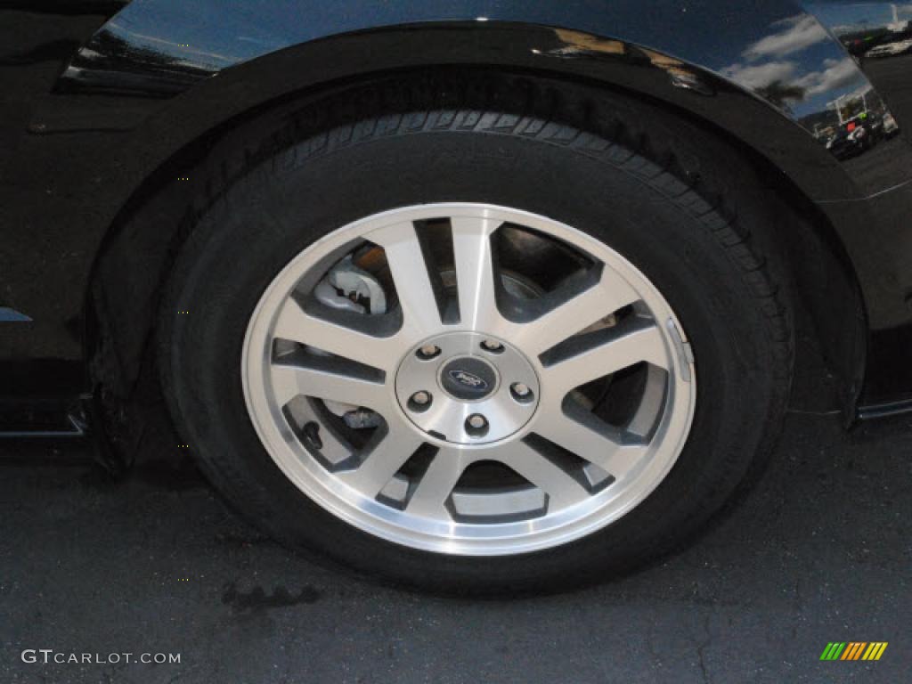 2005 Ford Mustang GT Premium Convertible Wheel Photo #47080580