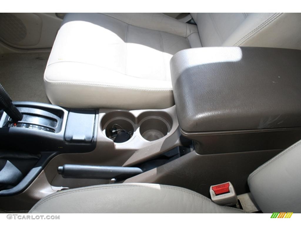 1998 Pathfinder LE 4x4 - Cloud White / Blond photo #23