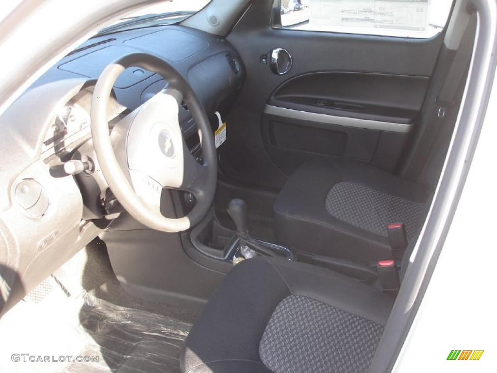 2011 HHR LS - Arctic Ice White / Ebony photo #3