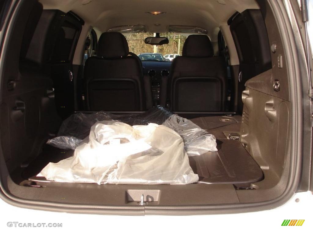 2011 HHR LS - Arctic Ice White / Ebony photo #4