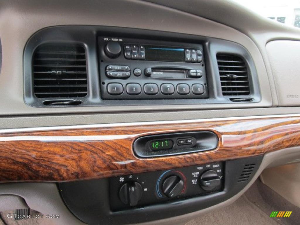 1999 Mercury Grand Marquis GS Controls Photo #47080994