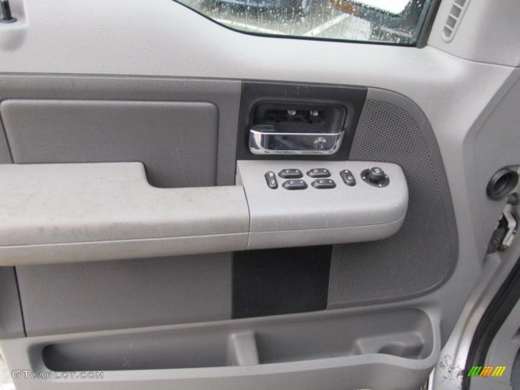 2006 F150 XLT SuperCrew 4x4 - Silver Metallic / Medium/Dark Flint photo #12