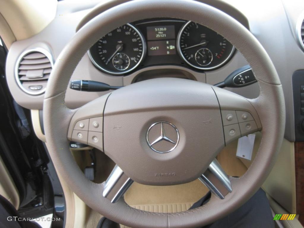 2008 Mercedes-Benz ML 350 4Matic Macadamia Steering Wheel Photo #47085899