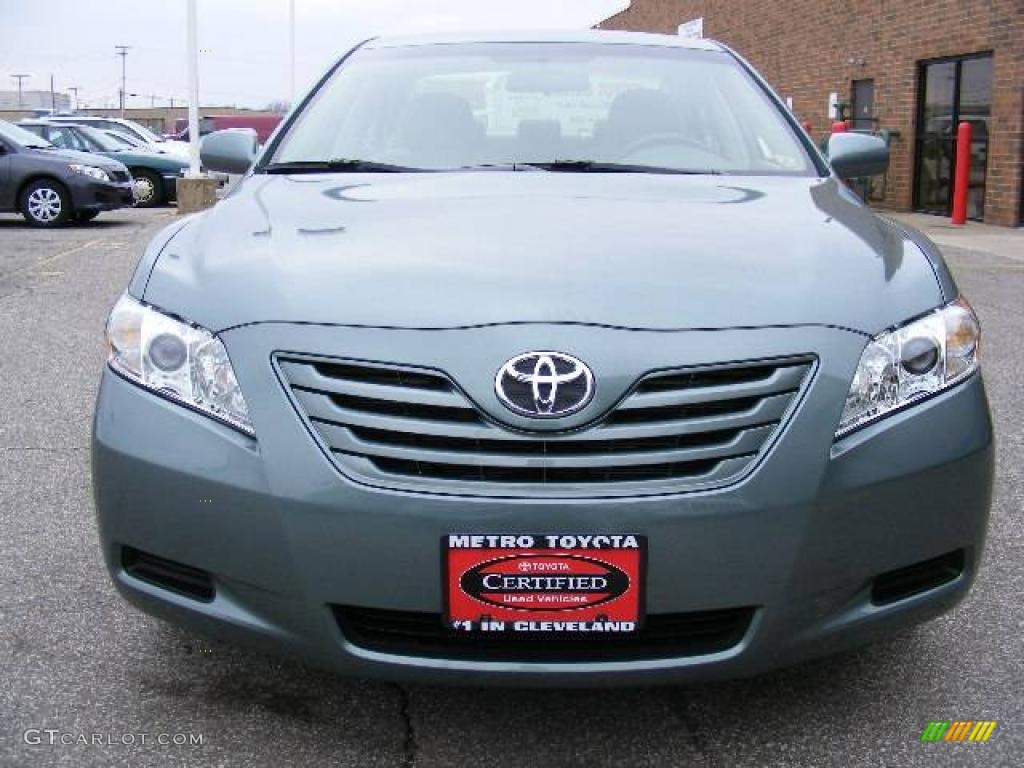 2007 Camry LE - Aloe Green Metallic / Bisque photo #8