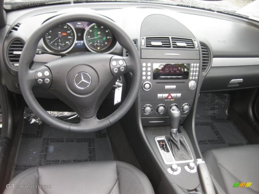 2008 Mercedes-Benz SLK 350 Roadster Black Dashboard Photo #47086211