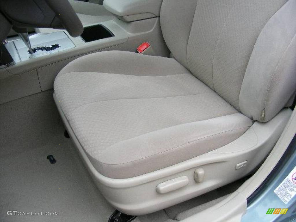 2007 Camry LE - Aloe Green Metallic / Bisque photo #10