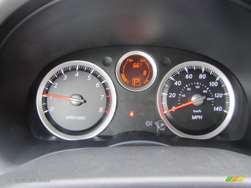 2011 Nissan Sentra 2.0 SR Gauges Photo #47087723