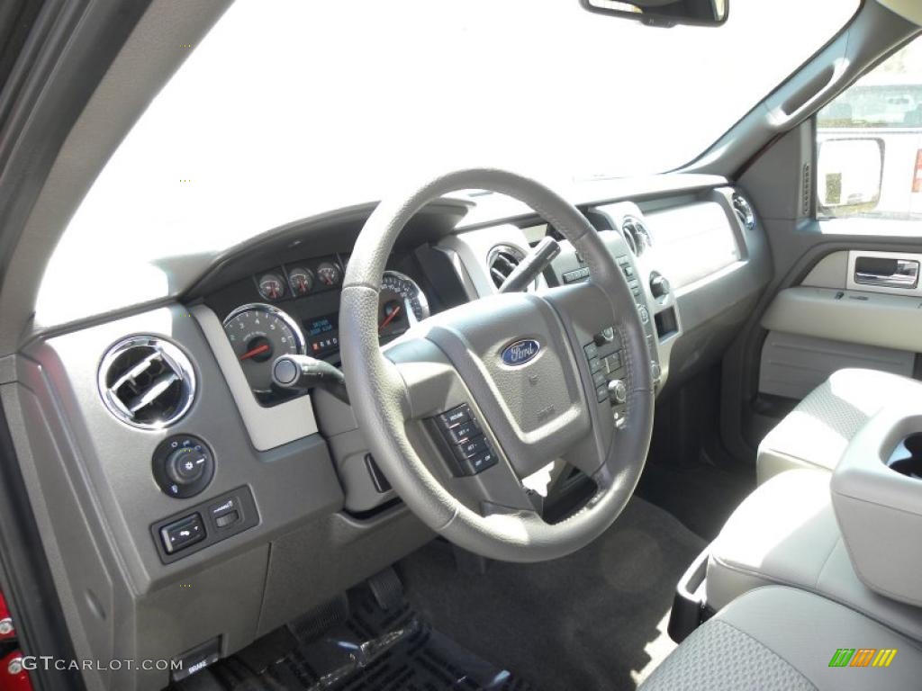 2010 F150 XLT SuperCab - Red Candy Metallic / Medium Stone photo #4