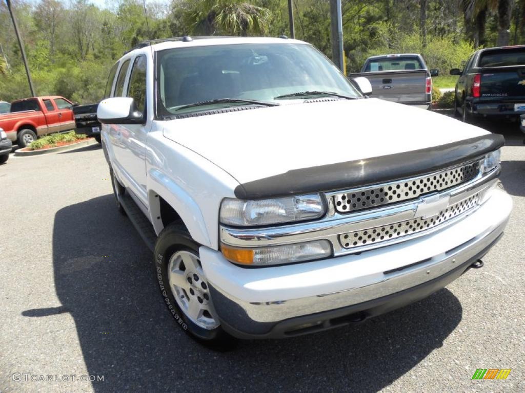 2004 Tahoe LT 4x4 - Summit White / Tan/Neutral photo #1