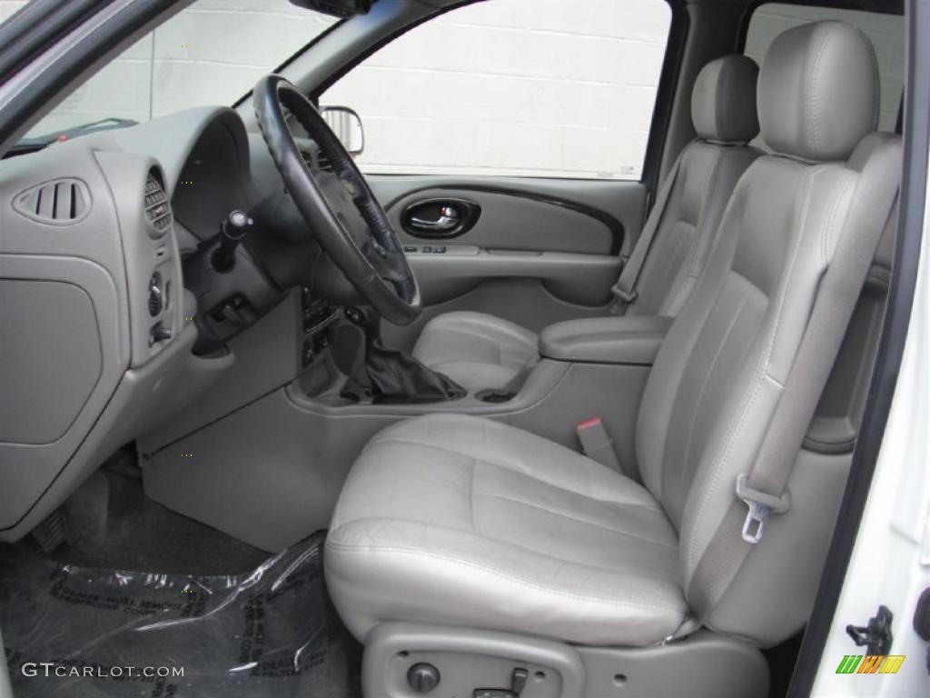 Medium Pewter Interior 2004 Buick Rainier CXL AWD Photo #47088881