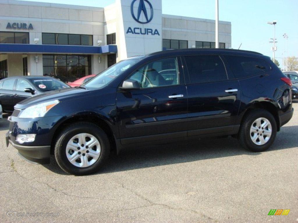2011 Traverse LS - Dark Blue Metallic / Dark Gray/Light Gray photo #3