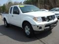 Avalanche White - Frontier SE V6 King Cab Photo No. 8