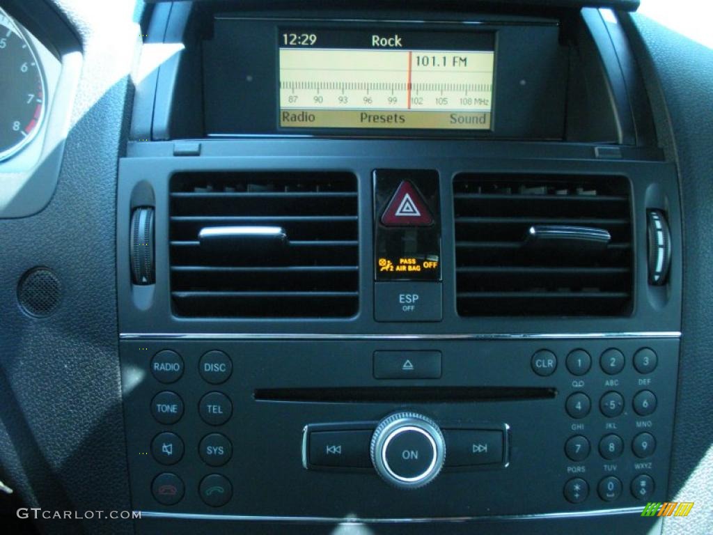 2009 Mercedes-Benz C 300 Sport Controls Photo #47091314