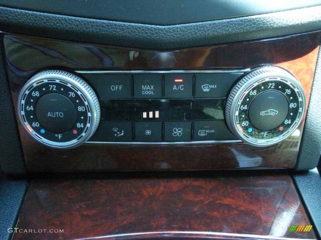 2009 Mercedes-Benz C 300 Sport Controls Photo #47091329