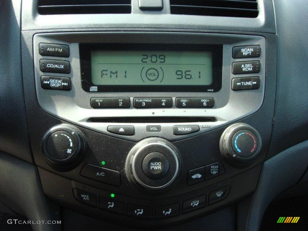 2007 Honda Accord LX Sedan Controls Photo #47091494