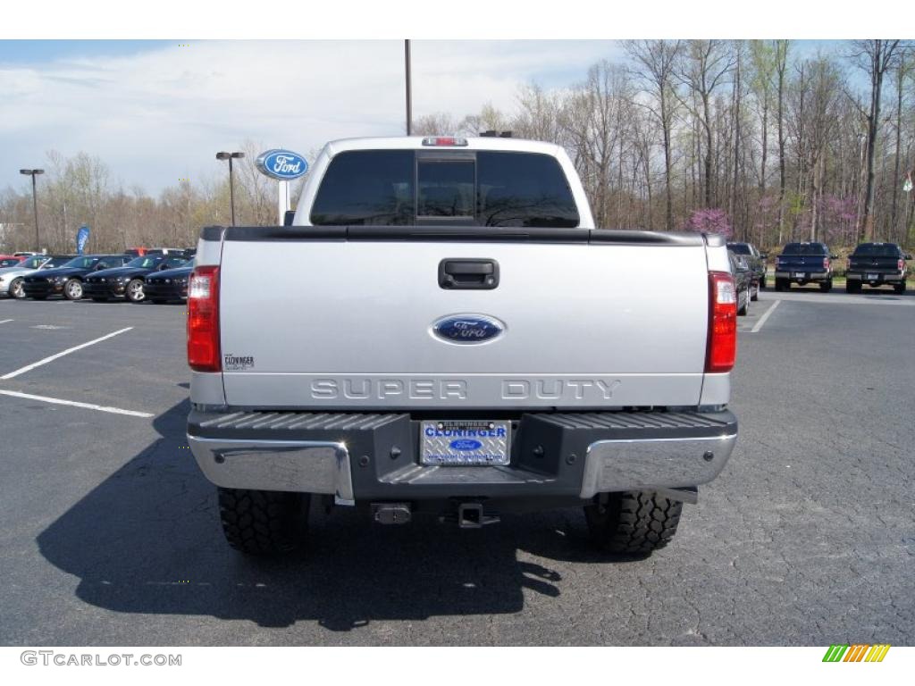 2011 F250 Super Duty Lariat Crew Cab 4x4 - Ingot Silver Metallic / Black Two Tone Leather photo #4