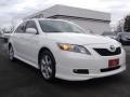 2009 Super White Toyota Camry SE  photo #3