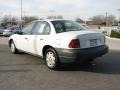 1999 White Saturn S Series SL Sedan  photo #5