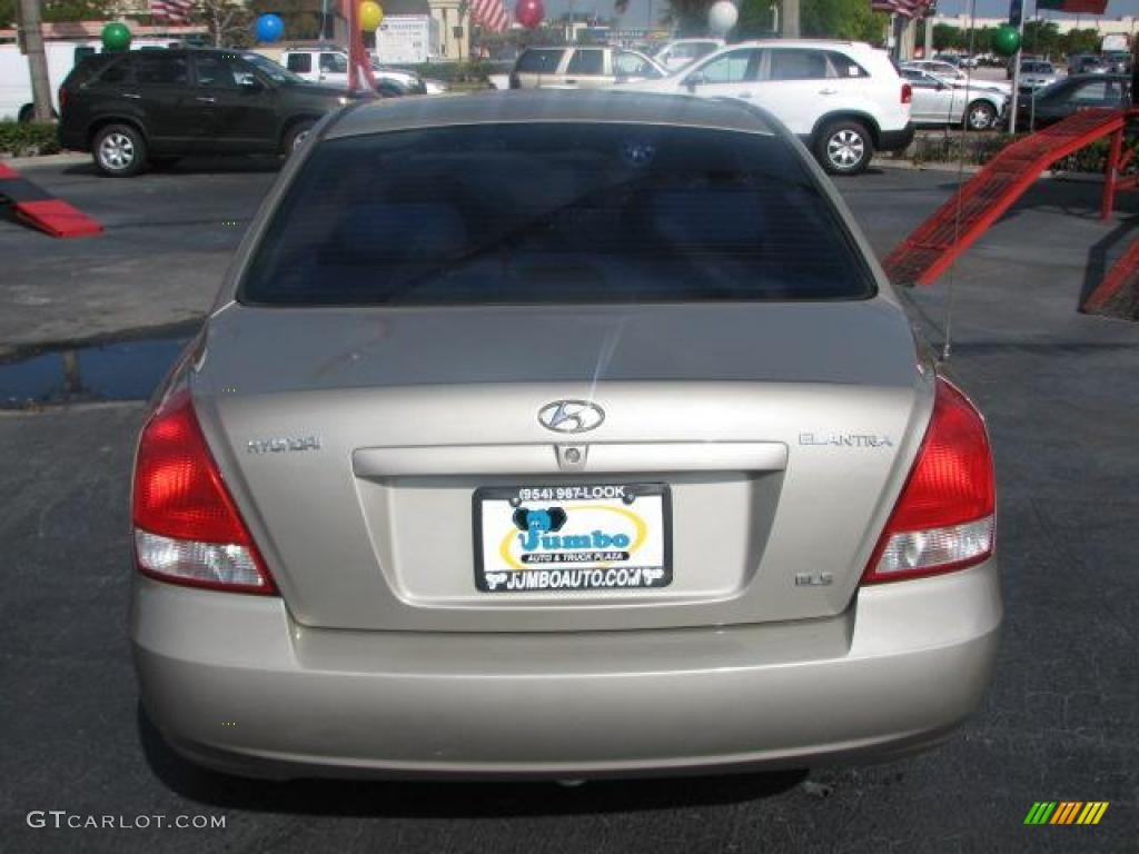 2001 Elantra GLS - Champagne / Beige photo #9
