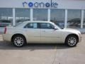 White Gold Pearlcoat - 300 C HEMI AWD Photo No. 40