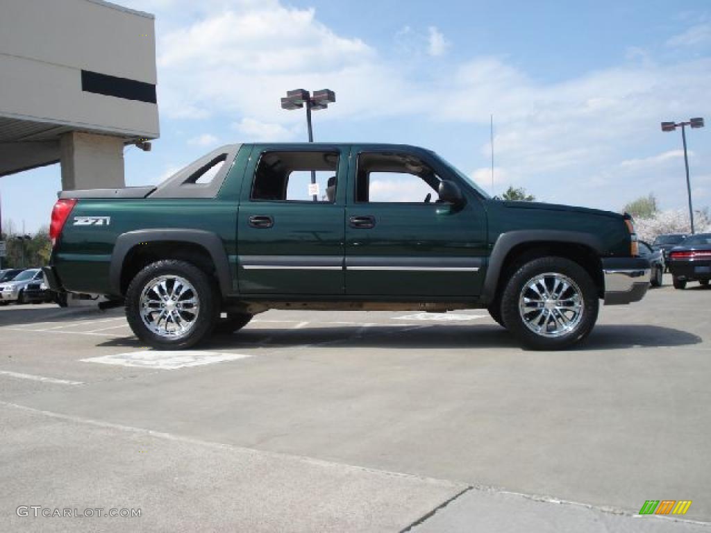 2004 Avalanche 1500 Z71 4x4 - Dark Green Metallic / Dark Charcoal photo #2