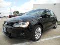 Black - Jetta SE Sedan Photo No. 3
