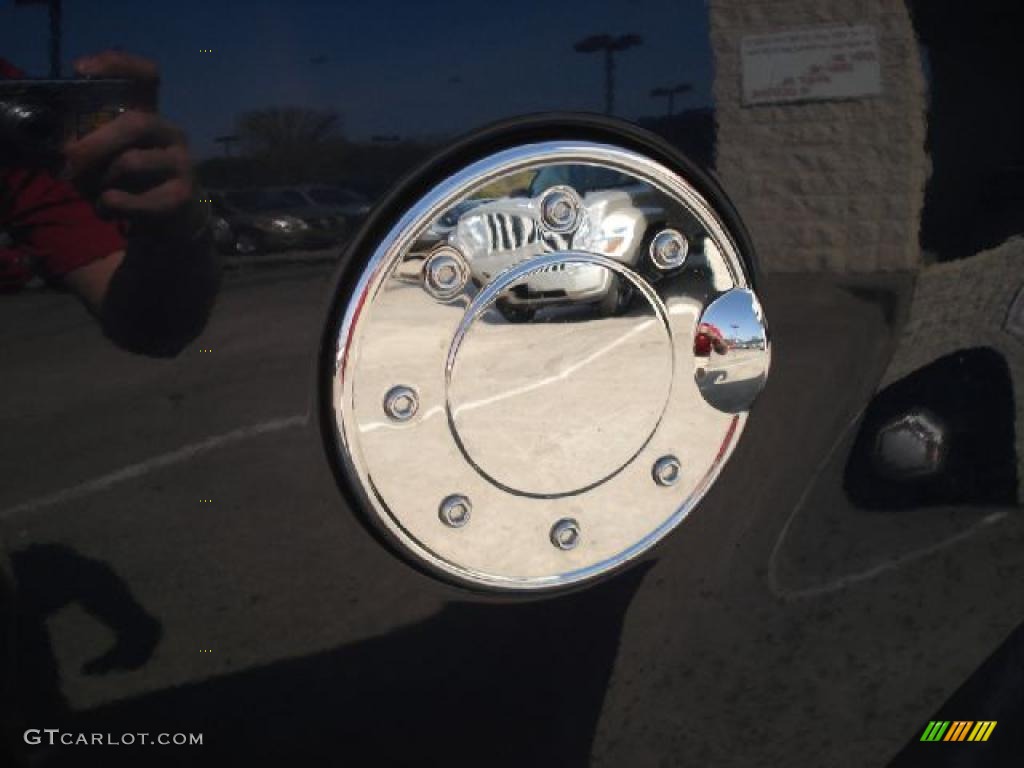 2004 F150 XLT SuperCrew - True Blue Metallic / Dark Flint photo #32