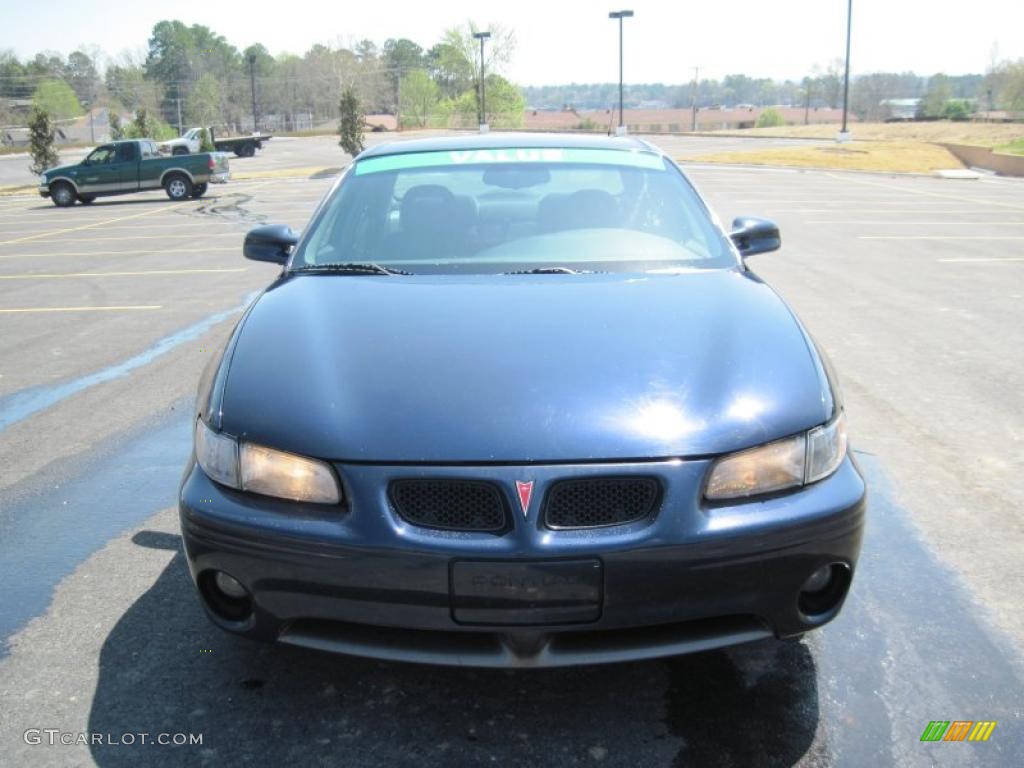 2002 Grand Prix GT Sedan - Blue Black Metallic / Graphite photo #8