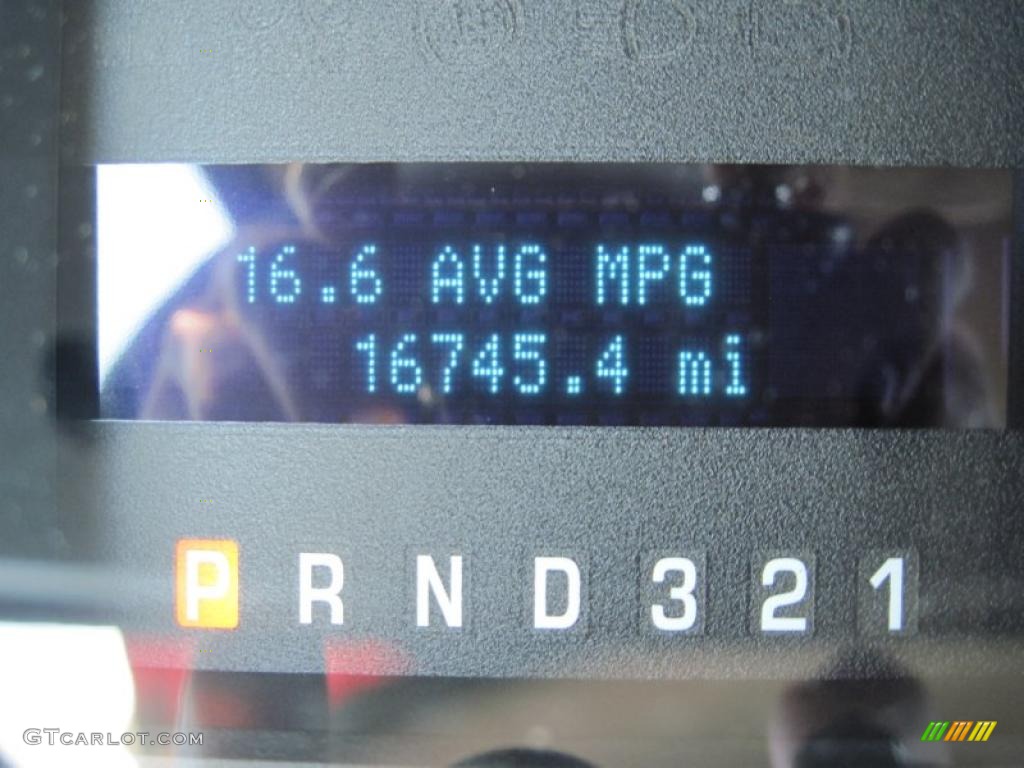 2009 F150 STX SuperCab 4x4 - Oxford White / Stone/Medium Stone photo #16