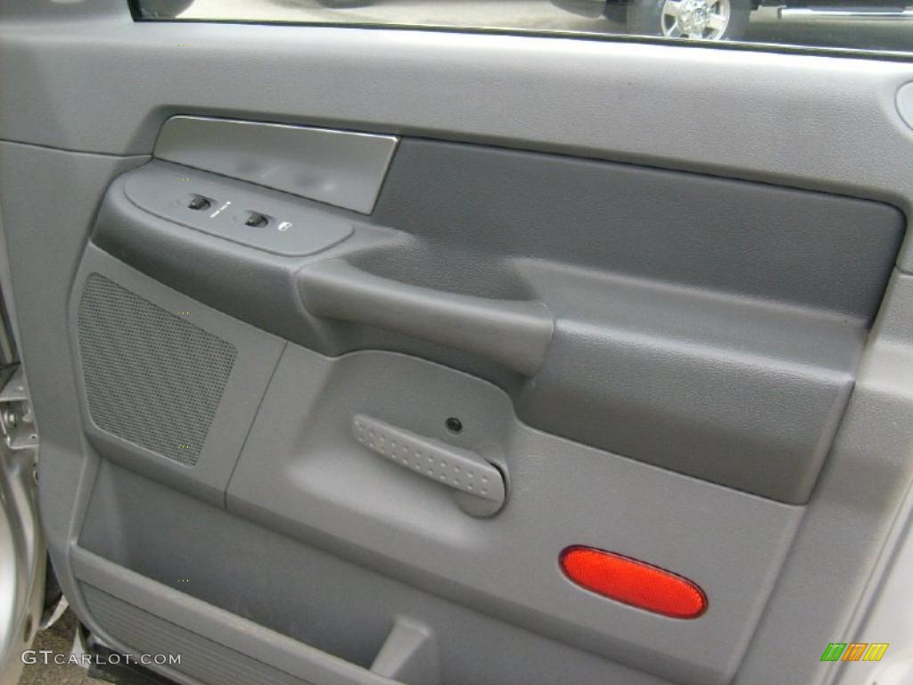 2007 Ram 1500 SLT Quad Cab 4x4 - Bright Silver Metallic / Medium Slate Gray photo #21