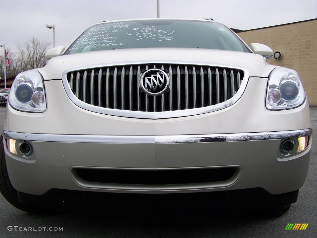 2008 Enclave CXL - White Diamond Tri Coat / Titanium/Dark Titanium photo #3