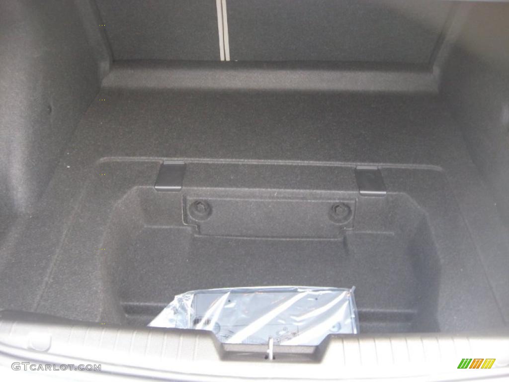 2011 Chevrolet Cruze ECO Trunk Photo #47107508
