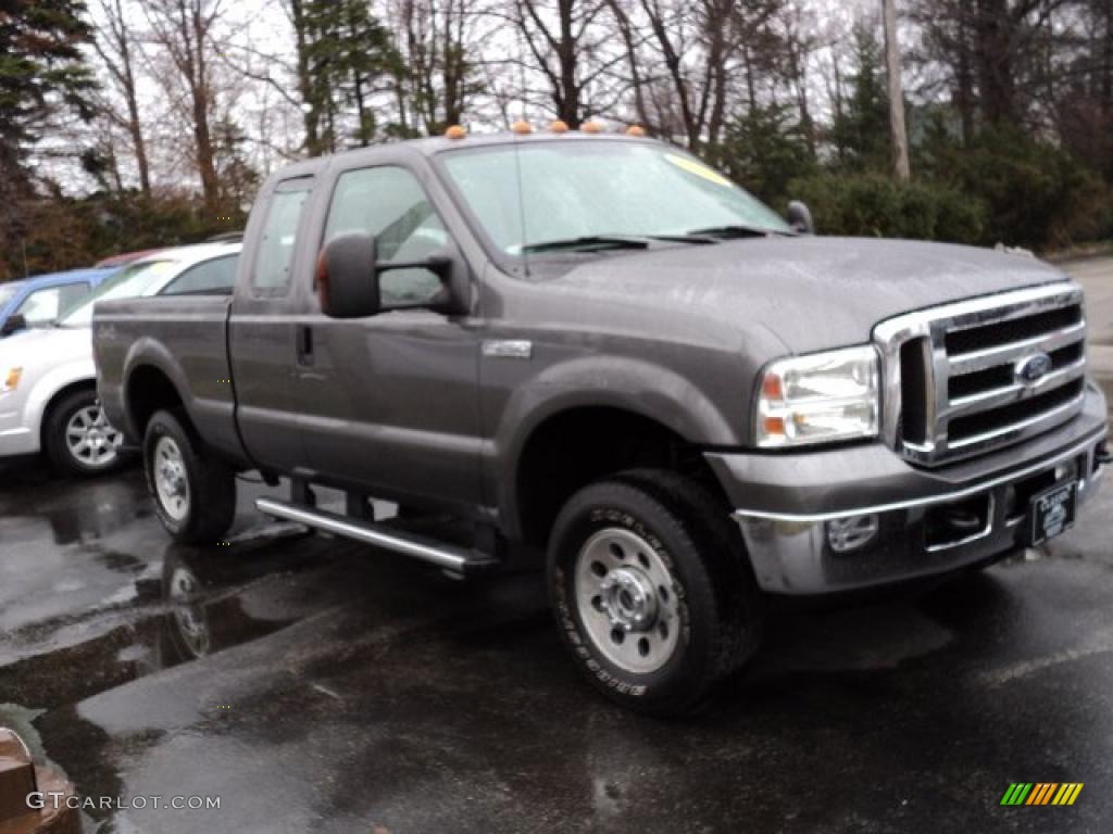 2007 F250 Super Duty XLT SuperCab 4x4 - Dark Shadow Grey Metallic / Dark Flint cloth photo #2