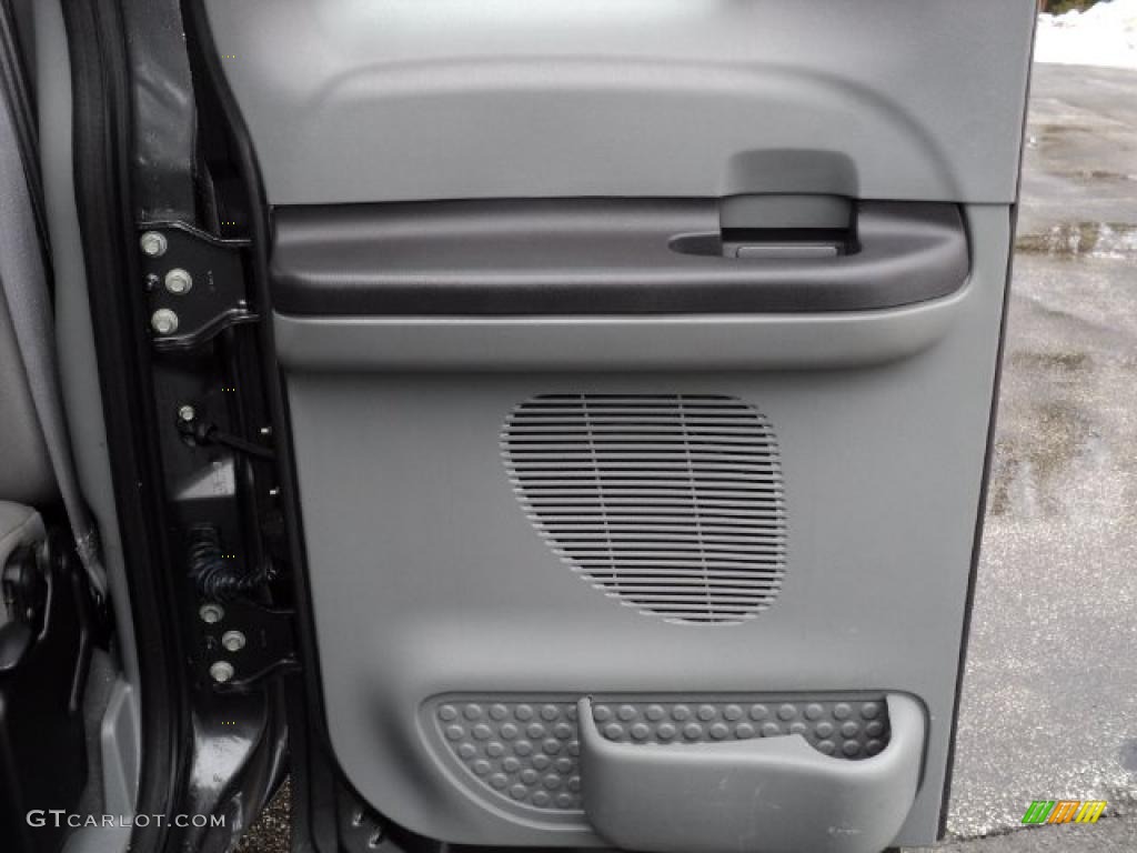 2007 F250 Super Duty XLT SuperCab 4x4 - Dark Shadow Grey Metallic / Dark Flint cloth photo #6
