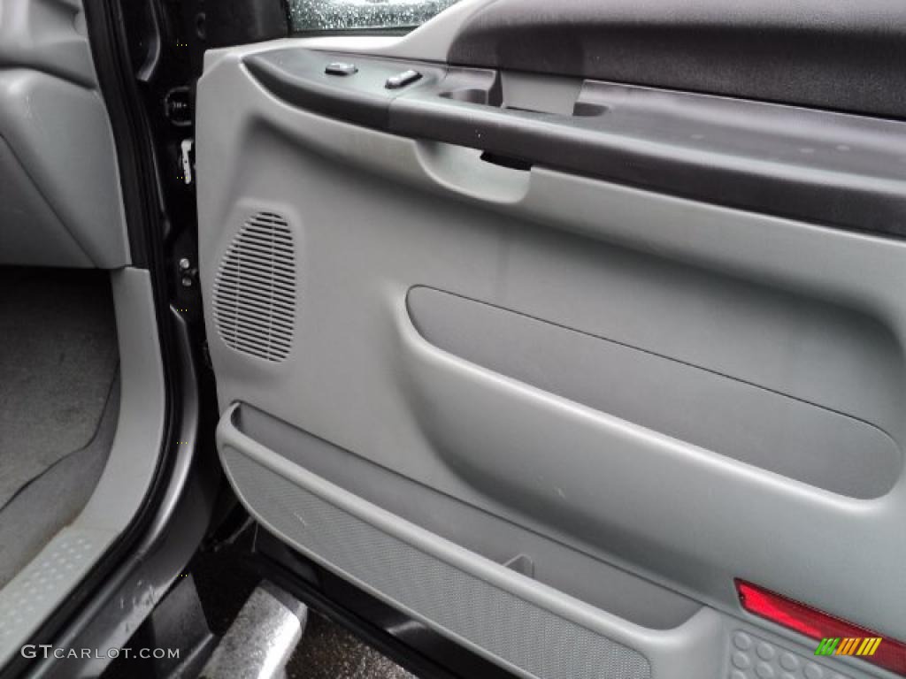 2007 F250 Super Duty XLT SuperCab 4x4 - Dark Shadow Grey Metallic / Dark Flint cloth photo #11