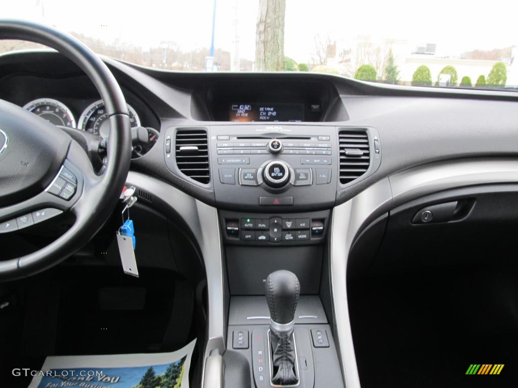 2010 Acura TSX Sedan Controls Photo #47109446