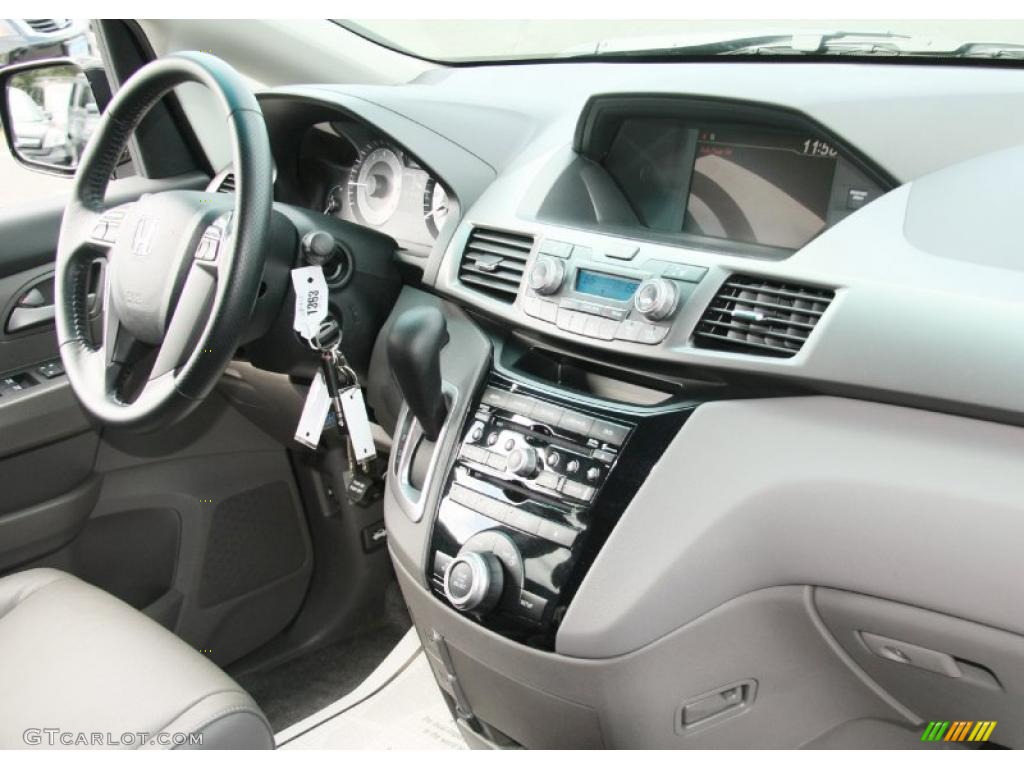 2011 Honda Odyssey EX-L Gray Dashboard Photo #47115491