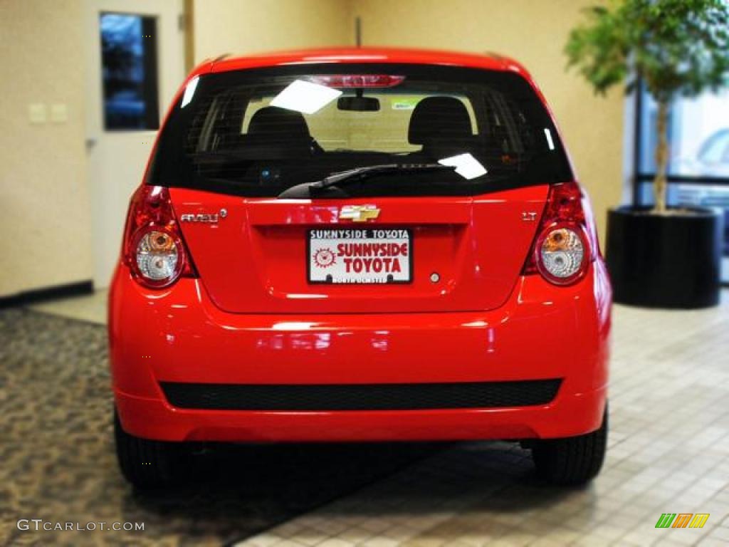2010 Aveo Aveo5 LT - Sport Red / Charcoal photo #7