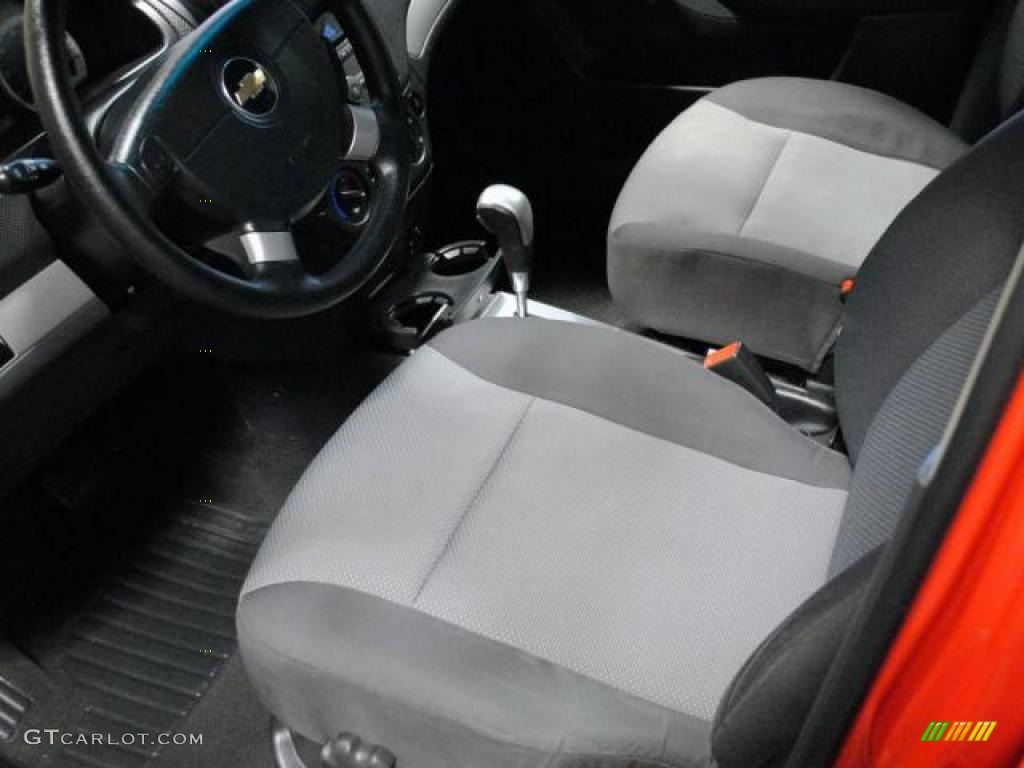 2010 Aveo Aveo5 LT - Sport Red / Charcoal photo #9